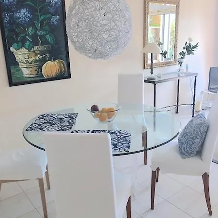 St. Georges Apartamento